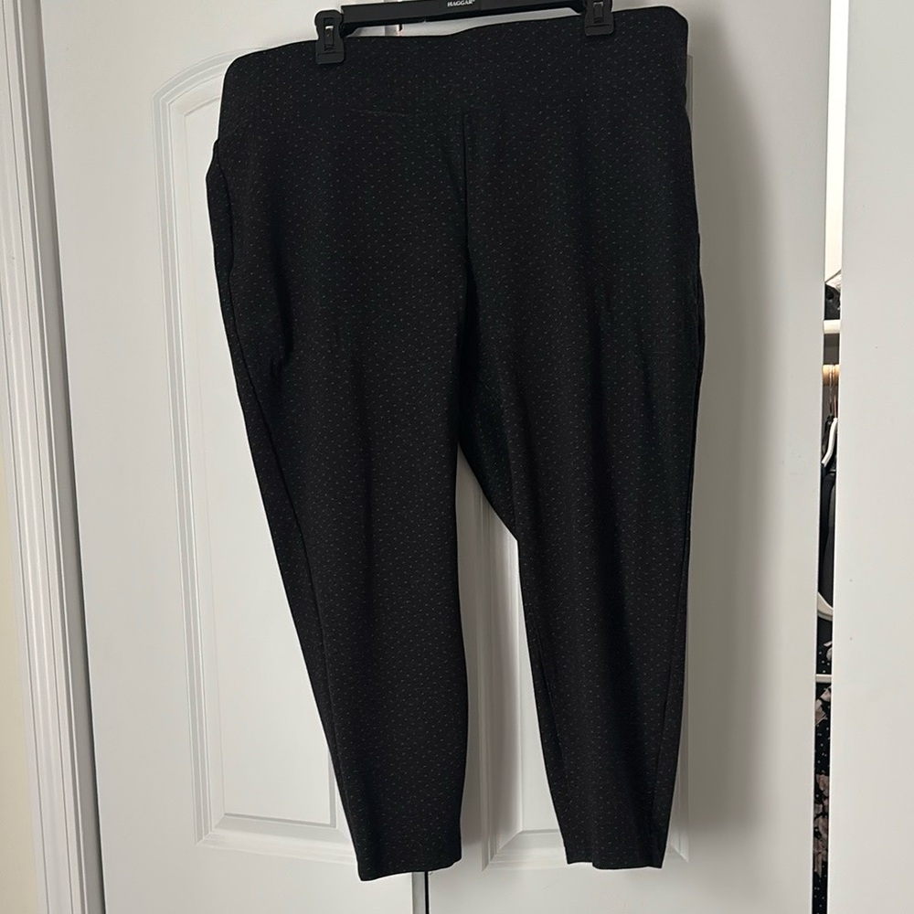 Torrid pull-on Thick legging/pant Crop